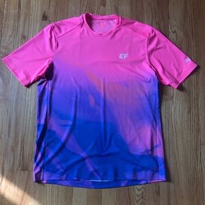 Rapha Men's Pink and Blue Gradient Tee